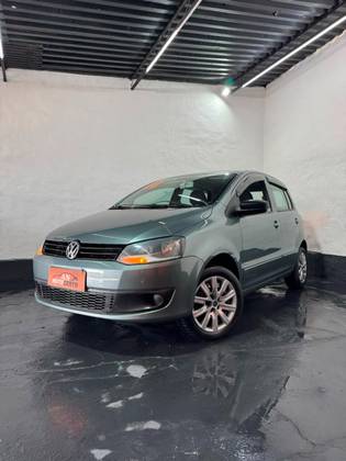 VOLKSWAGEN FOX 1.0 MI 8V FLEX 4P MANUAL VOLKSWAGEN FOX 1.0 MI 8V FLEX 4P MANUAL